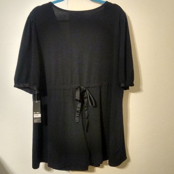 NWT ~ Mossimo Black Top with Satin Trim Around Neck & Waist (Size: 20W/22W) - Picture 2 of 2